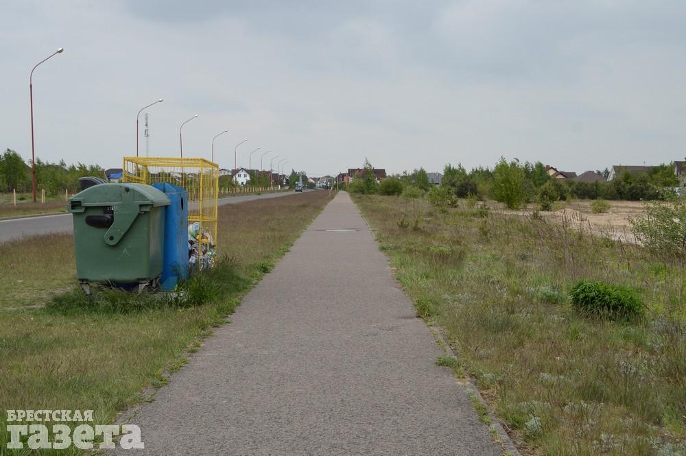 Как сейчас выглядит место в Бресте, где собираются строить «Скандинавское предместье». Фото: