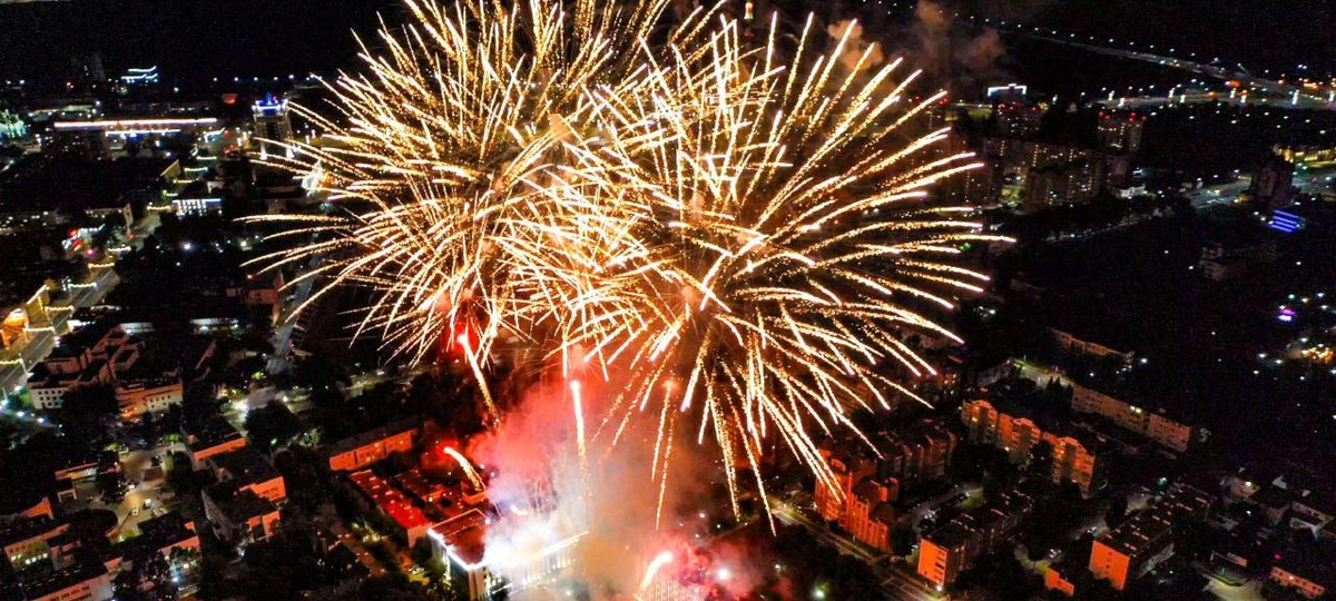 Салют в Бресте на День независимости в 2024 году. Фото: Брестский горисполком