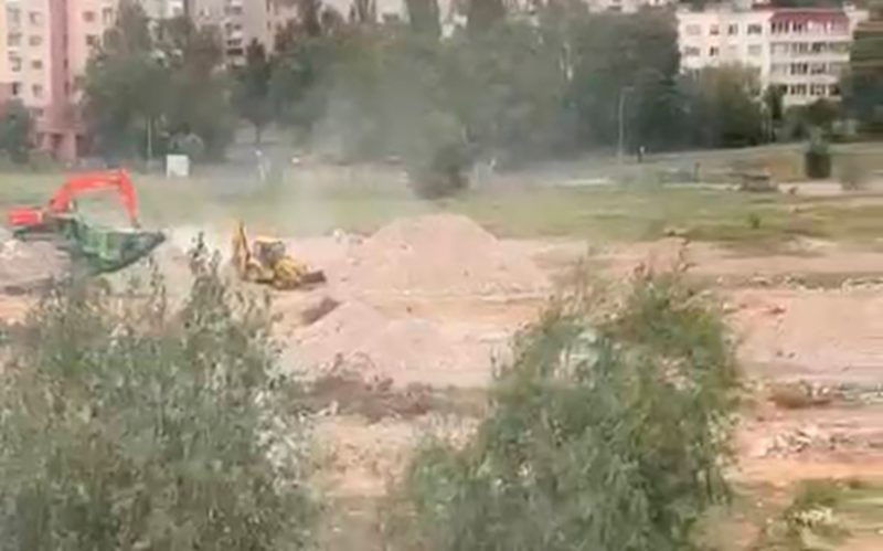 Строительные работы на улице Профессиональной в Барановичах