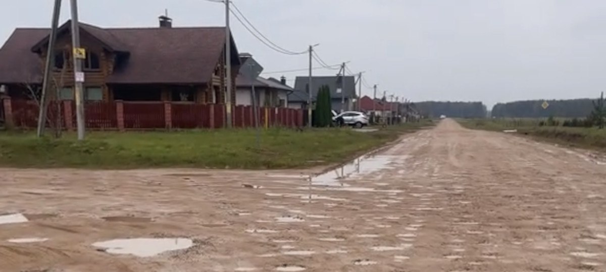 Беларусы жалуются на "убитые" дороги