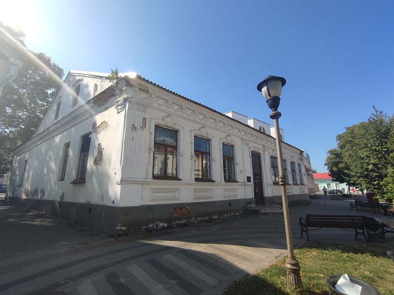 Историческое здание в Пинске